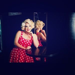 Meet your Posher, Angie